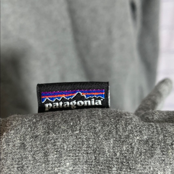 Patagonia Womens Pastel P-6 Logo Uprisal Hoody Gray Size L Outdoor Layer Camping - Picture 5 of 6